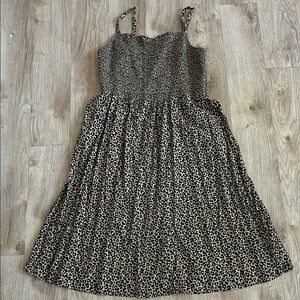 Old Navy Leopard Print Midi Dress